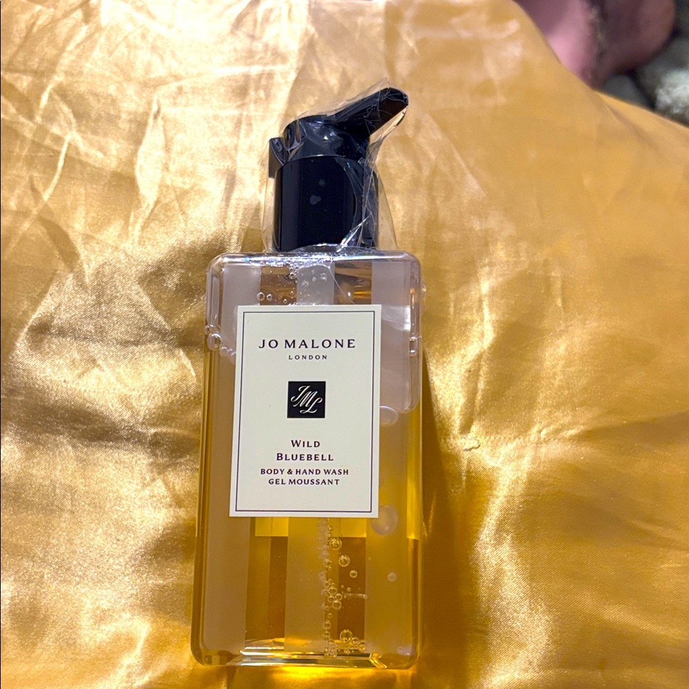 Jo Malone Wild Bluebell Body & Hand Wash in Gold Bottle 8.5 oz New